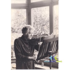 1982 Marta Bernstein tweelingzuster van Helene Derksen Bernstein F00000792